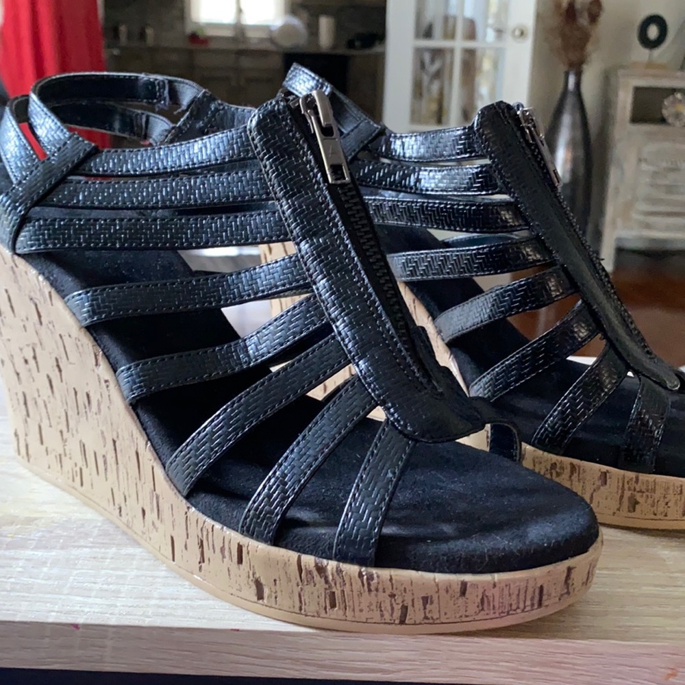 Aerosoles Black Wedges